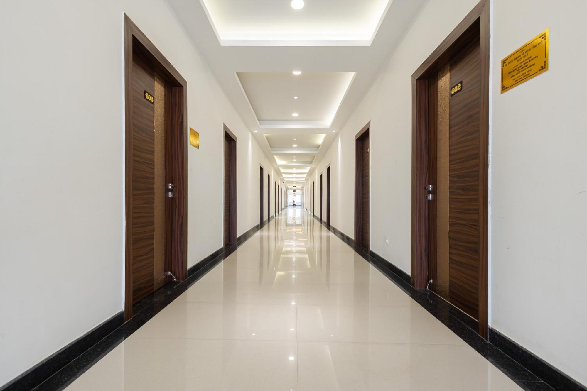 Maryada Maitri Resort -100 Rooms & 3 Banquets Shiliguri Exterior foto
